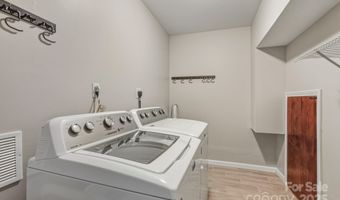 47 Pensacola Ave, Arden, NC 28704