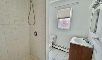 622 Broadway, Amityville, NY 11701