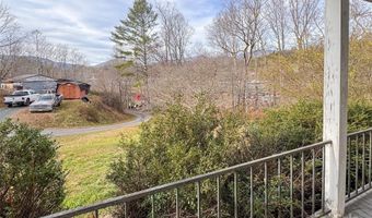 141 Burleson Dr, Bakersville, NC 28705