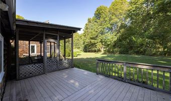 48 Ocean Ave, Jamestown, RI 02835