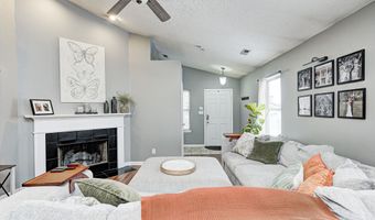 1362 Bluff View Ct, Indianapolis, IN 46217