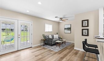 6334 Hurstgreen Ln, Affton, MO 63123