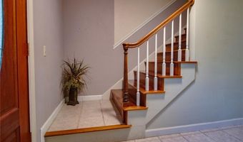 4432 Thatcher Rd, Alton, IL 62002
