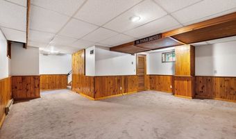 129 Plymouth Rd, Bellingham, MA 02019