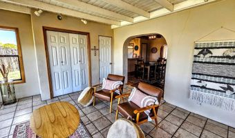 2 Latilla Ln, Arroyo Seco, NM 87514