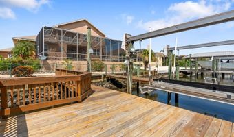 830 GOLF ISLAND Dr, Apollo Beach, FL 33572