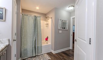 705 TWELVE OAKS, Adamsville, TN 38310