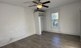 11 Walker St, Athens, OH 45701