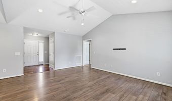 145 Pecan Ln, Aberdeen, NC 28315