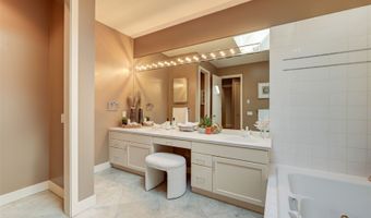 600 Bellevue Way SE 301, Bellevue, WA 98004