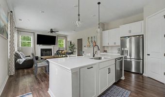 2000 Buice Lk, Acworth, GA 30102