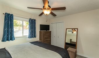 911 Lloyd Ave, Aurora, OH 44202