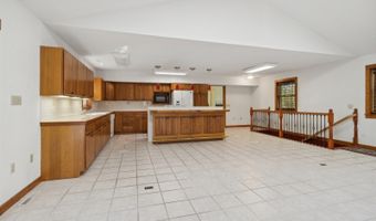 8720 NE 46th Ave, Altoona, IA 50009