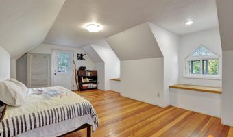 6901 Serenity Dr, Anchorage, AK 99502