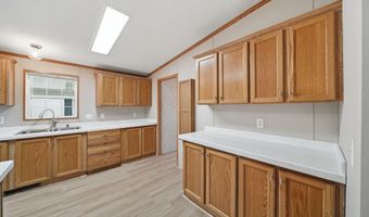 704 Hidden River Dr, Adrian, MI 49221