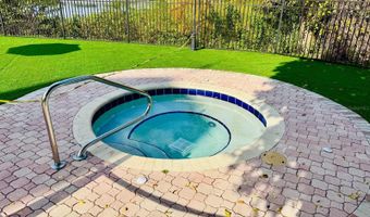 216 AFTON Sq 202, Altamonte Springs, FL 32714