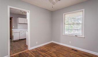 850 Red Barn Rd, Acworth, GA 30102
