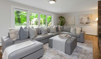 3 Andrews Dr, Darien, CT 06820