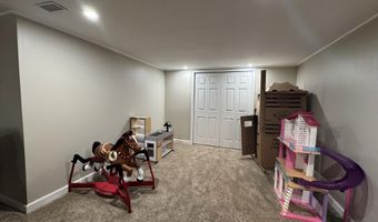 1711 S Lloyd St, Aberdeen, SD 57401