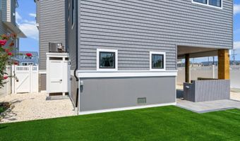 322 Third St, Beach Haven, NJ 08008