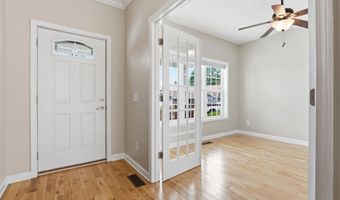 104 Lightwater Ct, Aberdeen, NC 28315