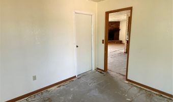 22764 Powhatan Rd, Apple Valley, CA 92308