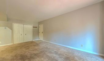 2704 DARTMOUTH Rd 3, Alexandria, VA 22314
