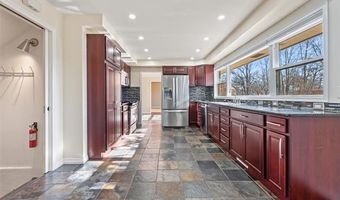 3429 Woodland Rd, Bartlesville, OK 74006
