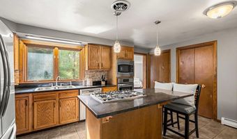 5 Ben Farnsworth Rd, Brookline, NH 03033