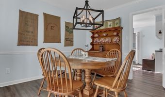 2704 PINE MANOR Ln, Albany, GA 31707