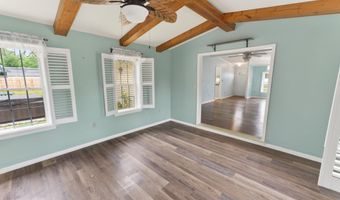 114 E HOLLY Dr, Lincoln, DE 19960