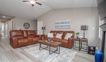 1110 Luther Dr, Adel, IA 50003