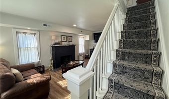 1017 N 10th St, Atchison, KS 66002