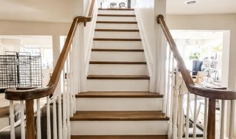 12 Jamie Ct, Barnegat, NJ 08005