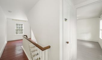 9 Pleasant St, Bath, ME 04530