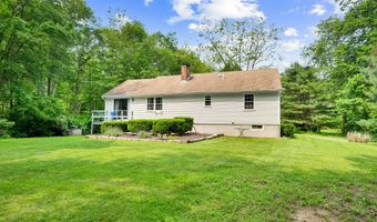 21 Quarry Rd, Branford, CT 06405