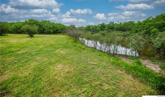 La Vernia Road, Adkins, TX 78101