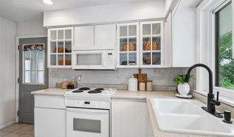 1405 Nile Kinnick Dr S, Adel, IA 50003