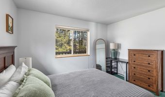 681 OVERLOOK Cir, Alpine, WY 83128