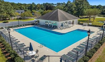 4 Wellington Ct, Bluffton, SC 29910