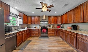 2089 Pike Pond Rd, Alford, FL 32420