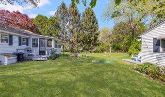 44 Kilburn St, Charlestown, RI 02813