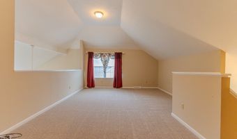 390 Blair Cir, Aurora, OH 44202