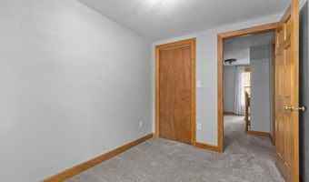 1600 N SUPERIOR St, Appleton, WI 54911