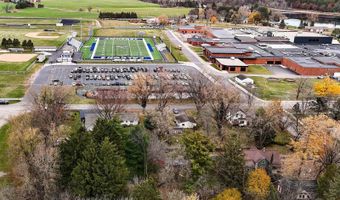 235 School St, Amherst, WI 54406