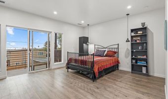 1818 New York Dr, Altadena, CA 91001