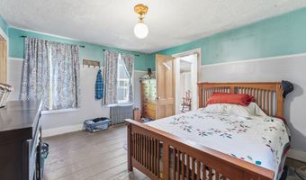 60 Chaplin St, Chaplin, CT 06235