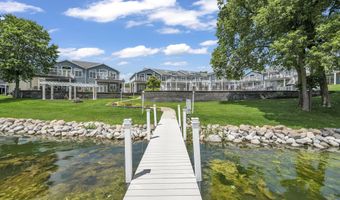 179 Broadway Street E B8, Arnolds Park, IA 51331