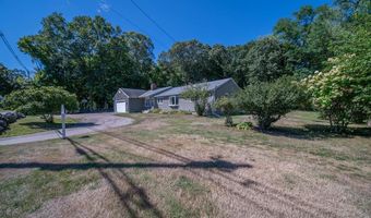 130 Austin Rd, North Kingstown, RI 02852