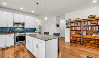 113 Edenton Dr, Barnegat, NJ 08005